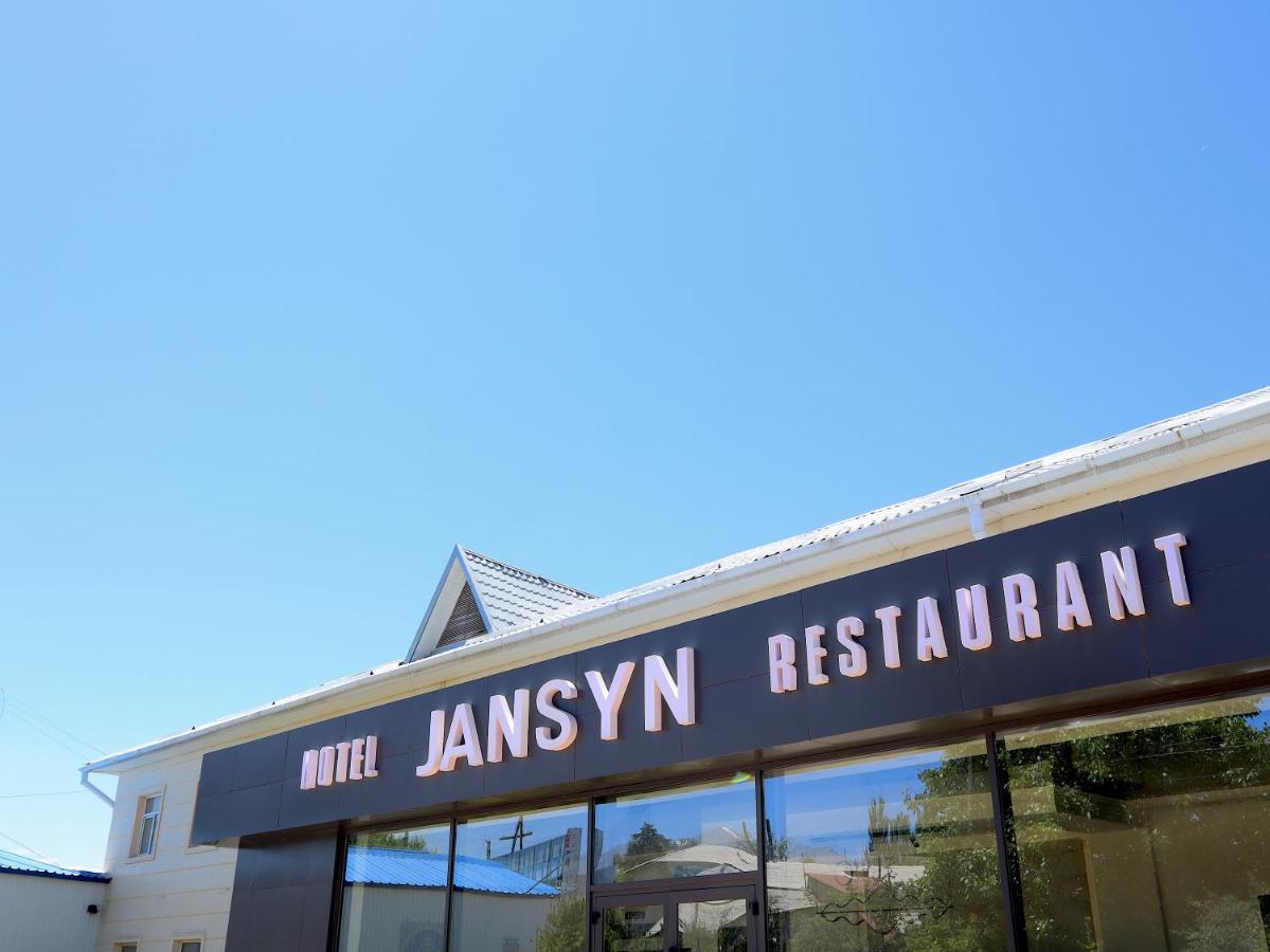 Jansyn Hotel Restaurant Karakol Exterior foto